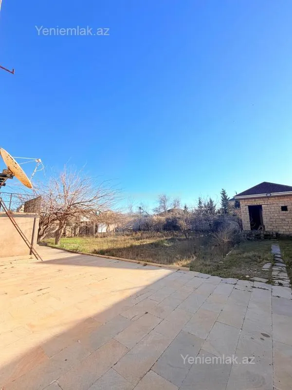 Satılır 5 otaqlı torpaq sahəsi