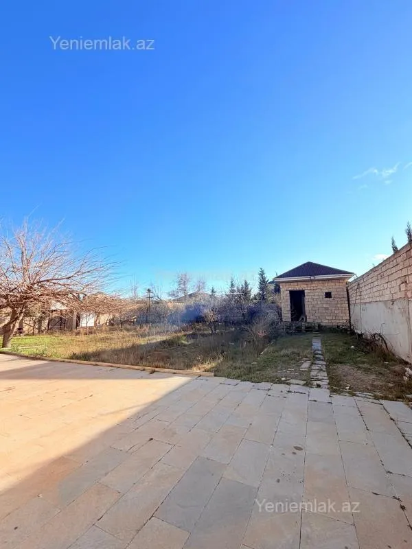 Satılır 5 otaqlı torpaq sahəsi