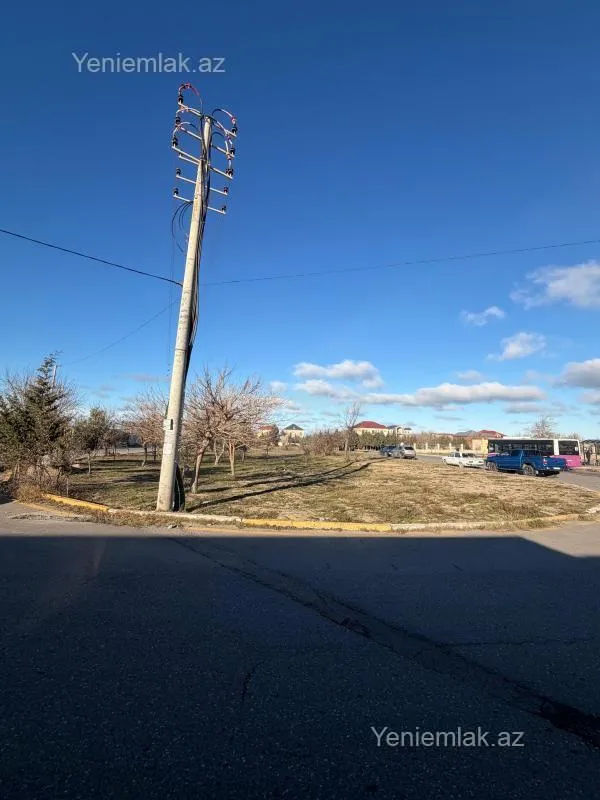 Satılır 5 otaqlı torpaq sahəsi