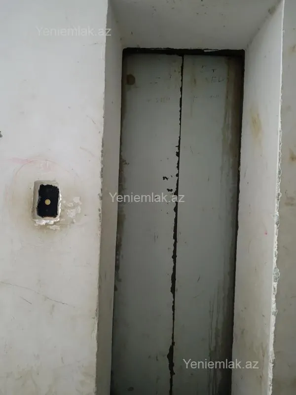 Satılır 2 otaqlı köhnə tikili 41 m²