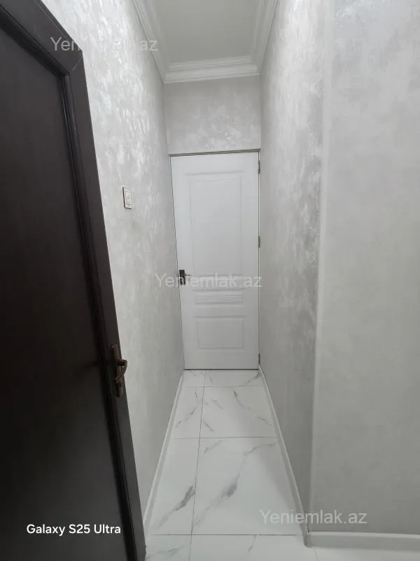 Satılır 2 otaqlı köhnə tikili 60 m²