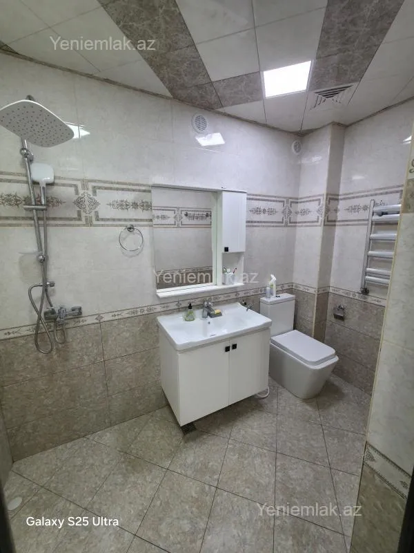 Satılır 2 otaqlı köhnə tikili 60 m²