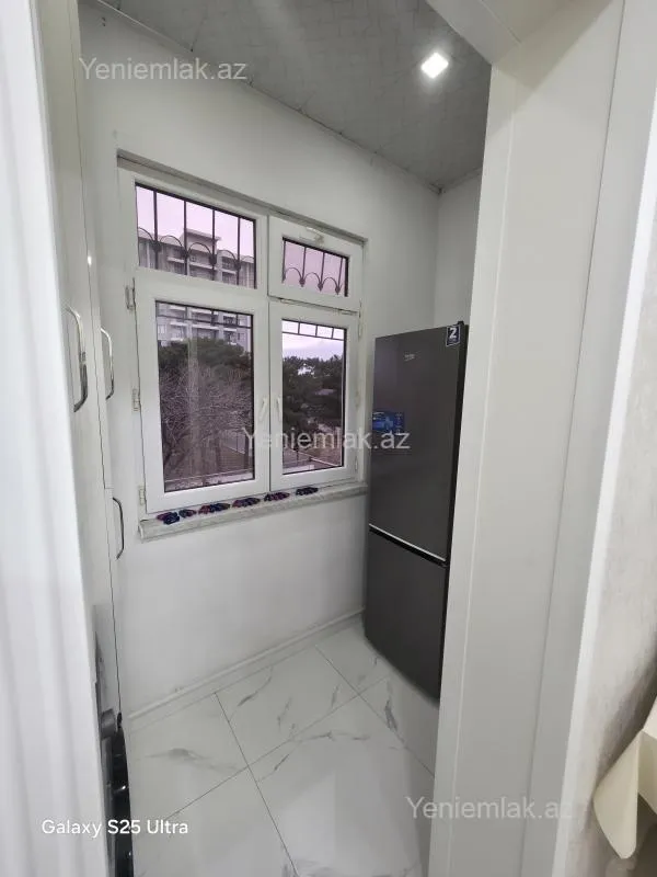 Satılır 2 otaqlı köhnə tikili 60 m²