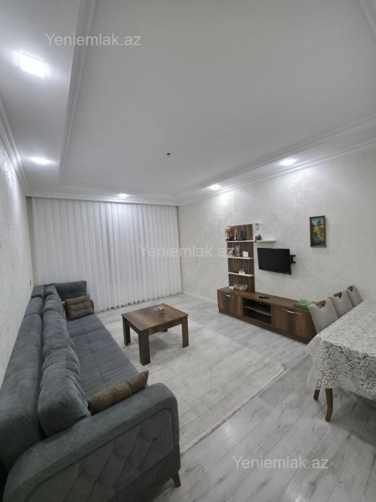 Satılır 2 otaqlı köhnə tikili 60 m²