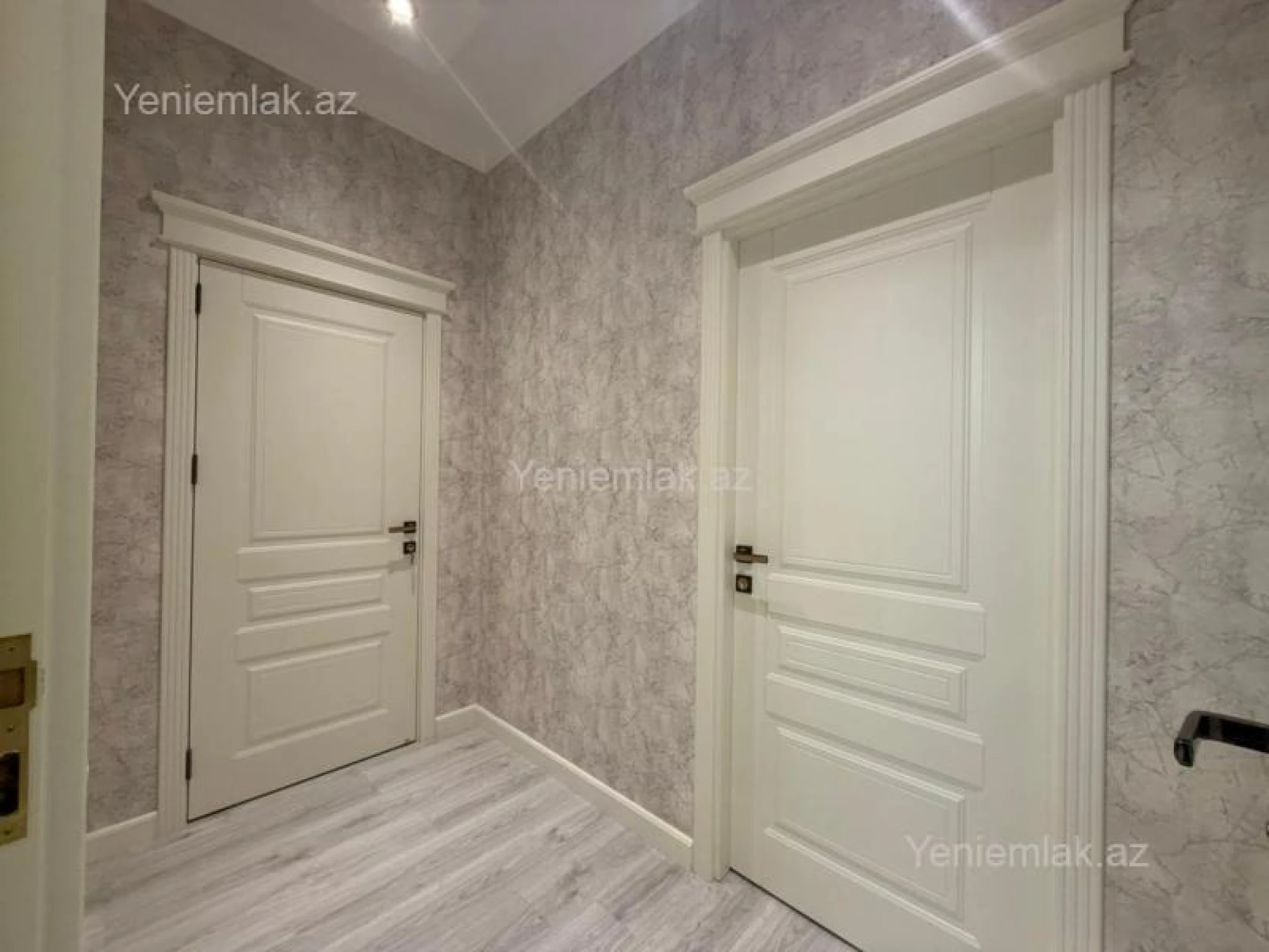 Satılır 3 otaqlı yeni tikili 93 m²