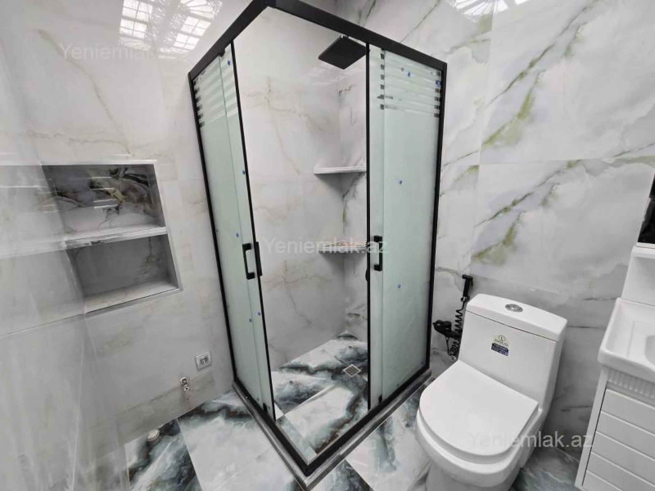 Satılır 1 otaqlı yeni tikili 52 m²