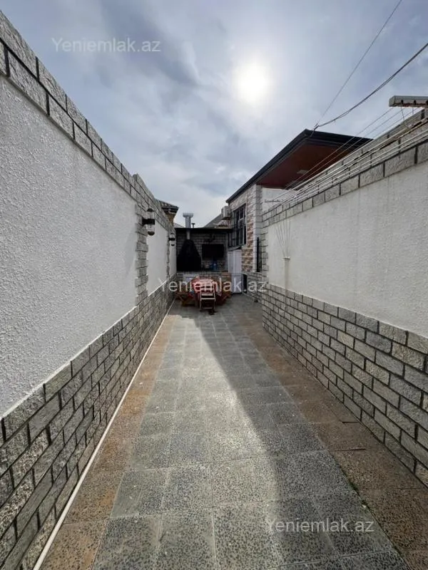 Satılır 2 otaqlı həyət evi 60 m²