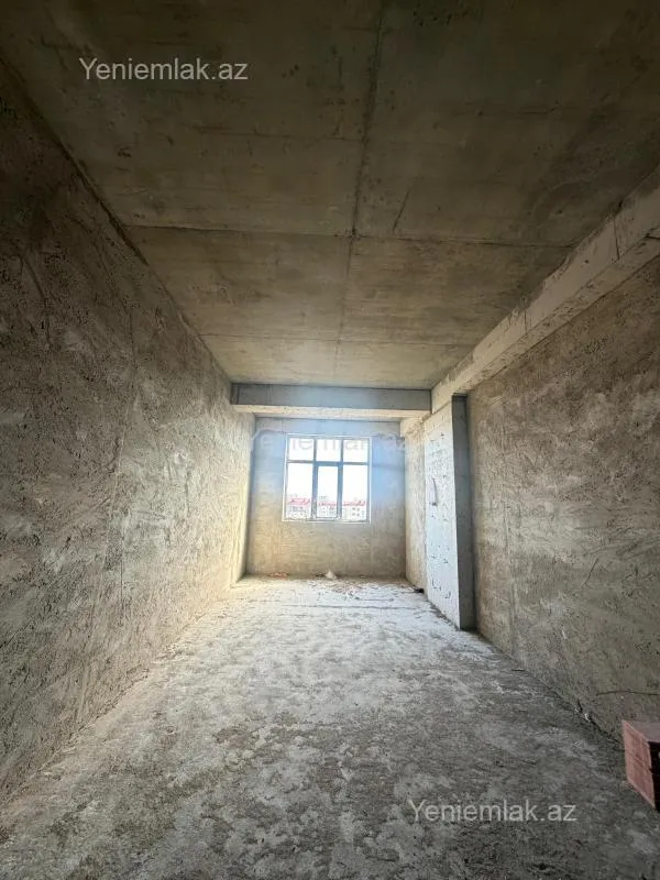 Satılır 3 otaqlı yeni tikili 130 m²
