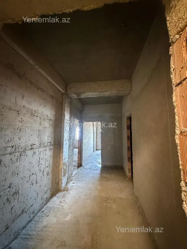 Satılır 3 otaqlı yeni tikili 130 m²