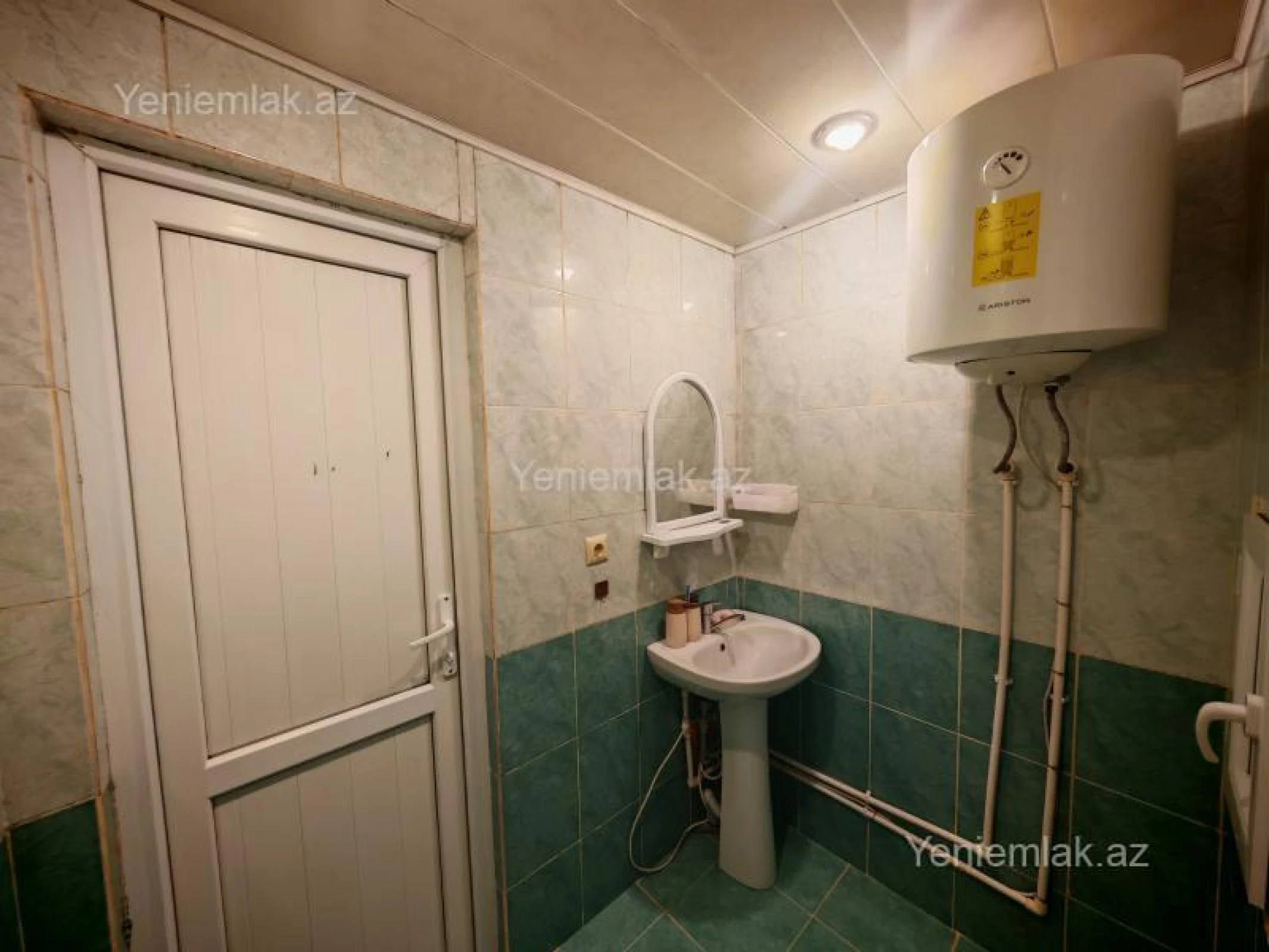 Satılır 1 otaqlı yeni tikili 50 m²