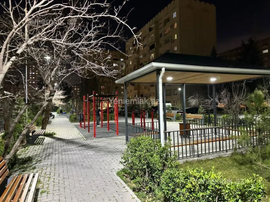 Satılır 3 otaqlı köhnə tikili 80 m²
