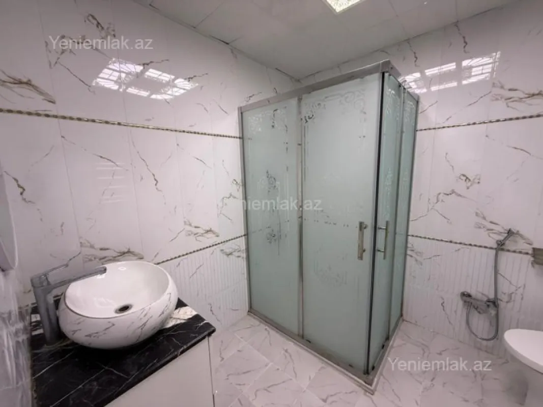 Satılır 2 otaqlı yeni tikili 65 m²