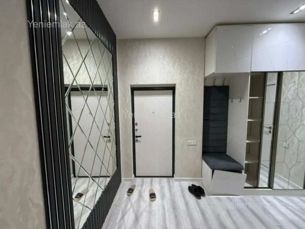Satılır 2 otaqlı yeni tikili 65 m²