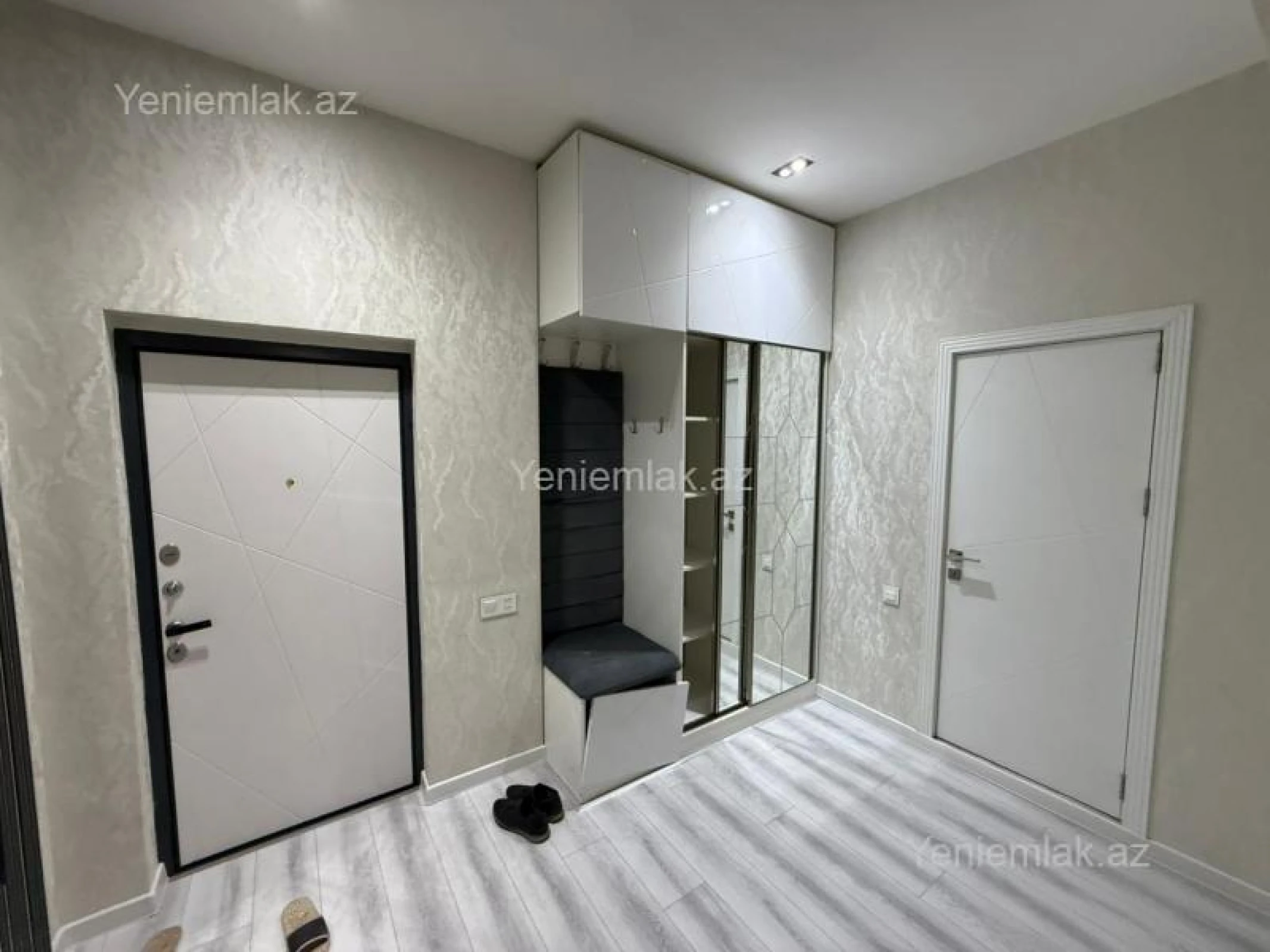 Satılır 2 otaqlı yeni tikili 65 m²