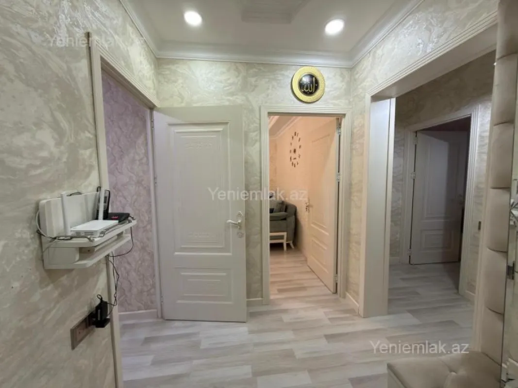 Satılır 3 otaqlı köhnə tikili 70 m²