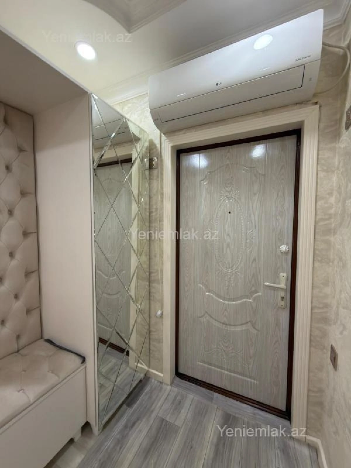Satılır 3 otaqlı köhnə tikili 70 m²