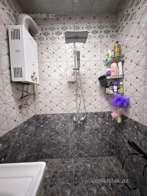 Satılır 3 otaqlı köhnə tikili 70 m²