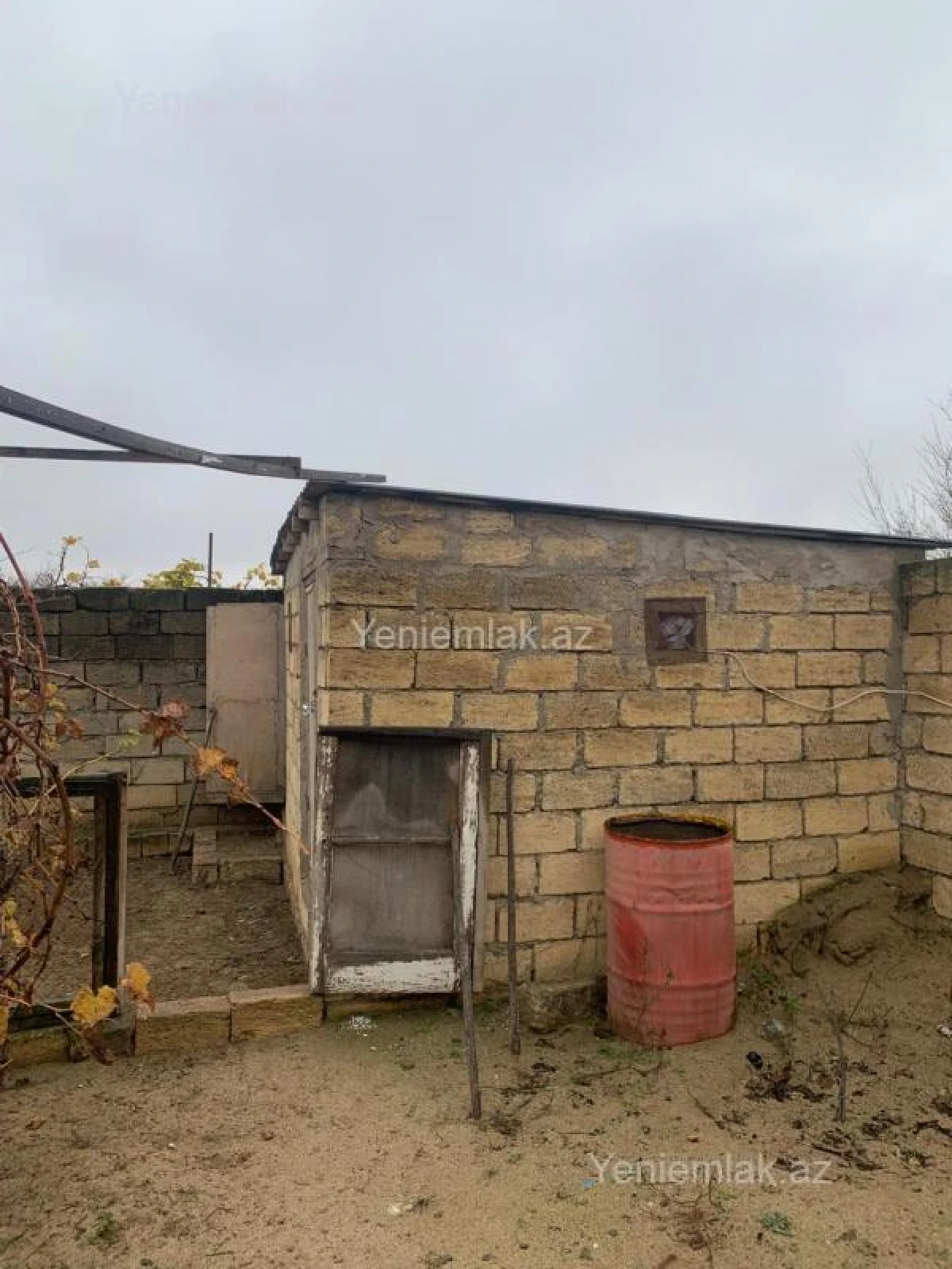 Satılır 3 otaqlı həyət evi 90 m²