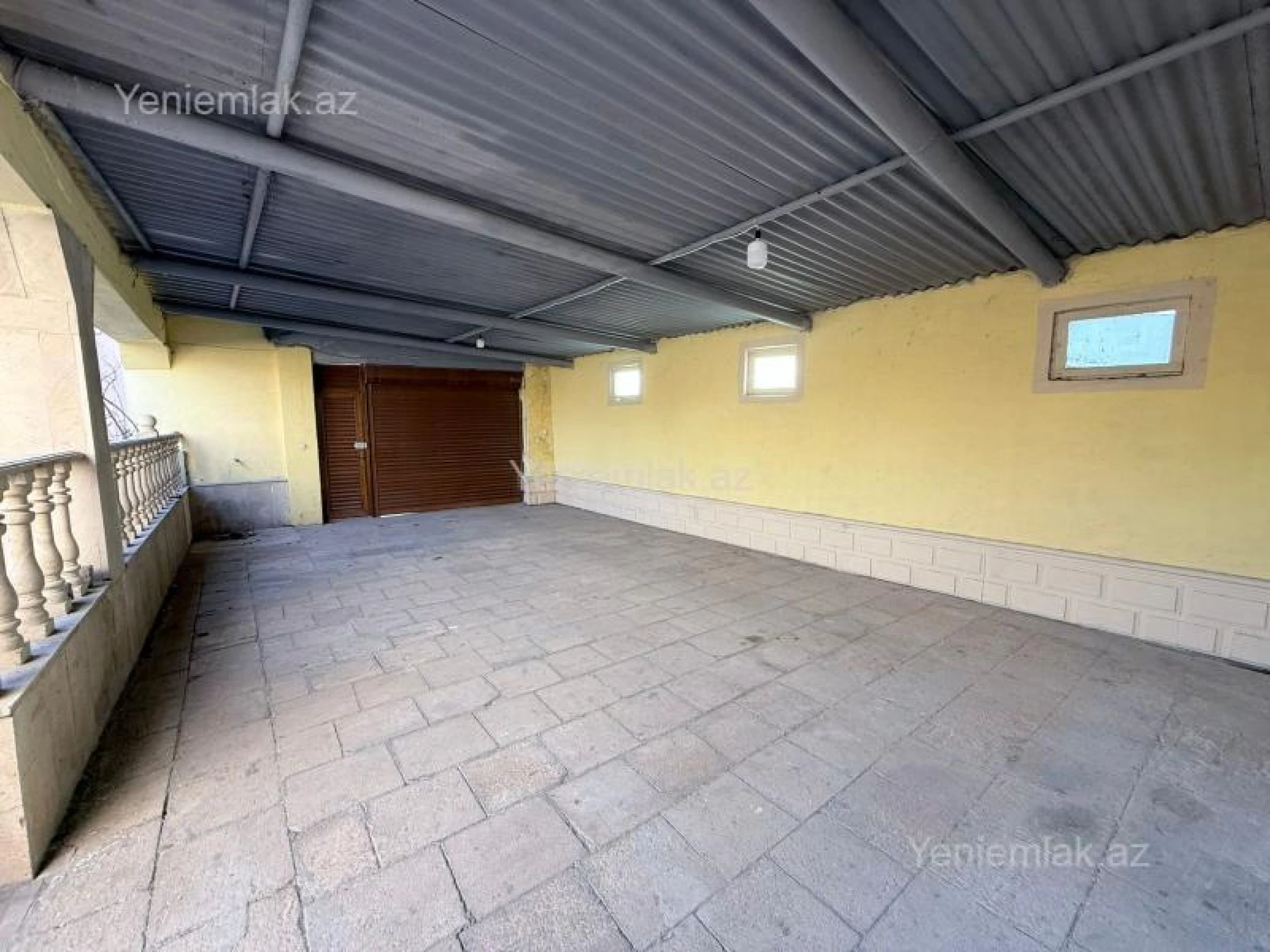 Satılır 6 otaqlı həyət evi 250 m²