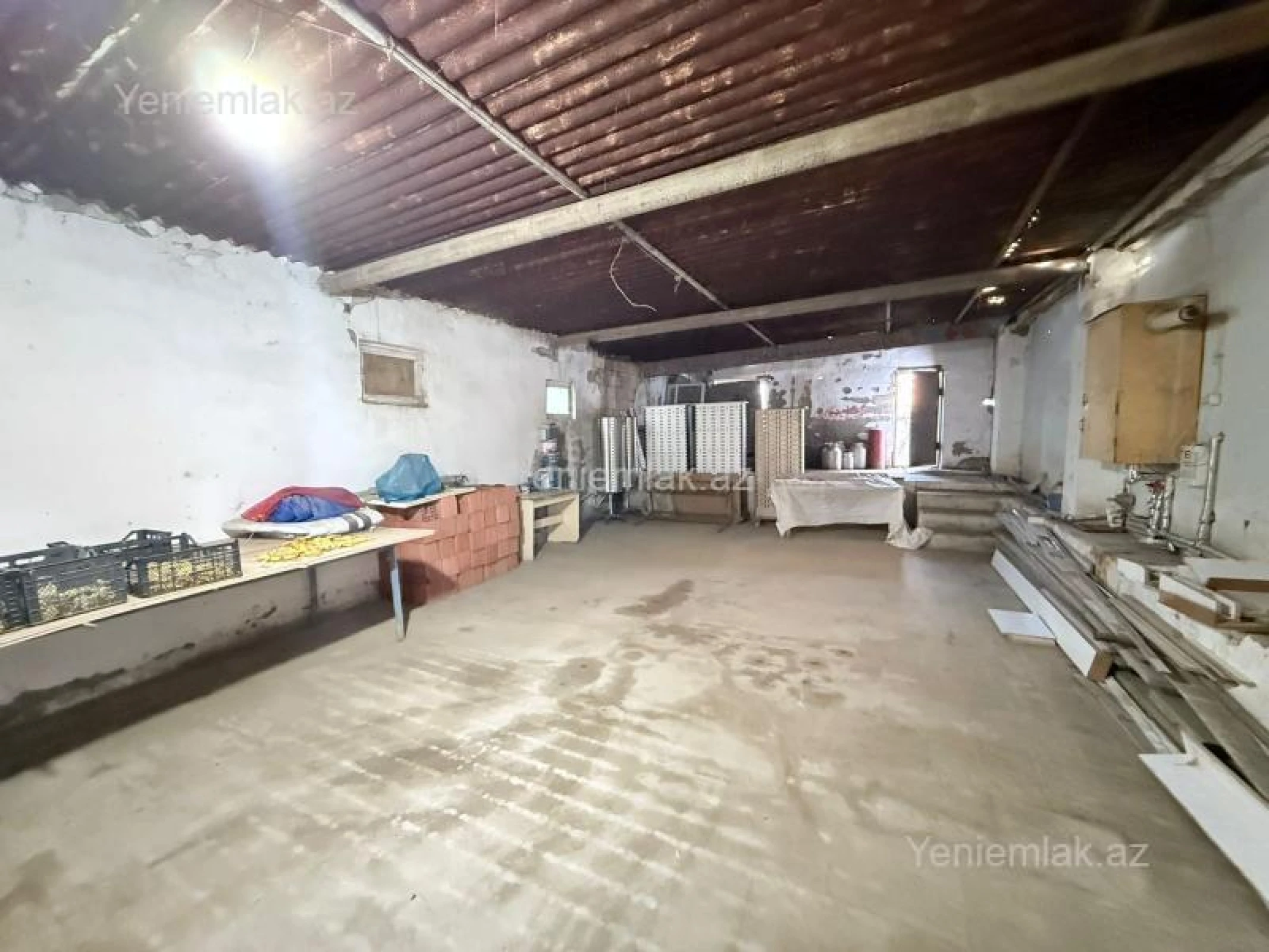 Satılır 6 otaqlı həyət evi 250 m²
