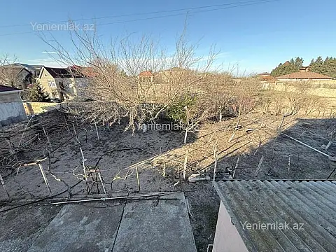 Satılır 6 otaqlı həyət evi 250 m²