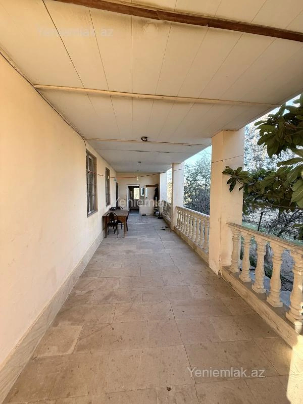 Satılır 6 otaqlı həyət evi 250 m²