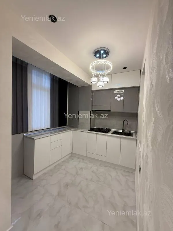 Satılır 3 otaqlı köhnə tikili 70 m²