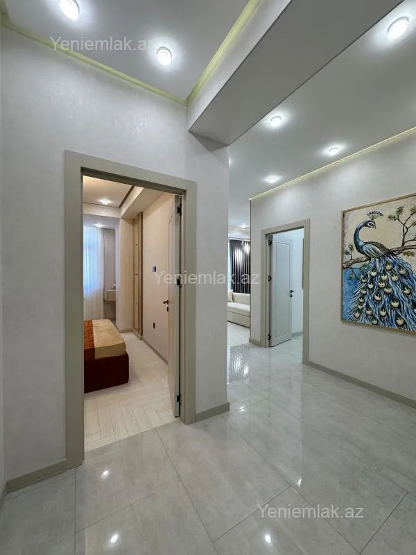 Satılır 2 otaqlı yeni tikili 78 m²