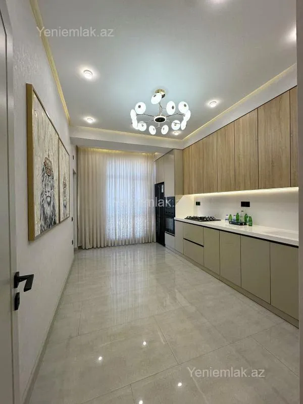 Satılır 2 otaqlı yeni tikili 78 m²