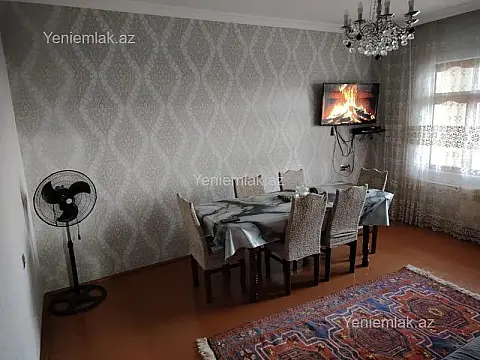 Satılır 4 otaqlı köhnə tikili 90 m² — Sumqayıt, 7-ci mikrorayon 4 otaq 90.00 m²