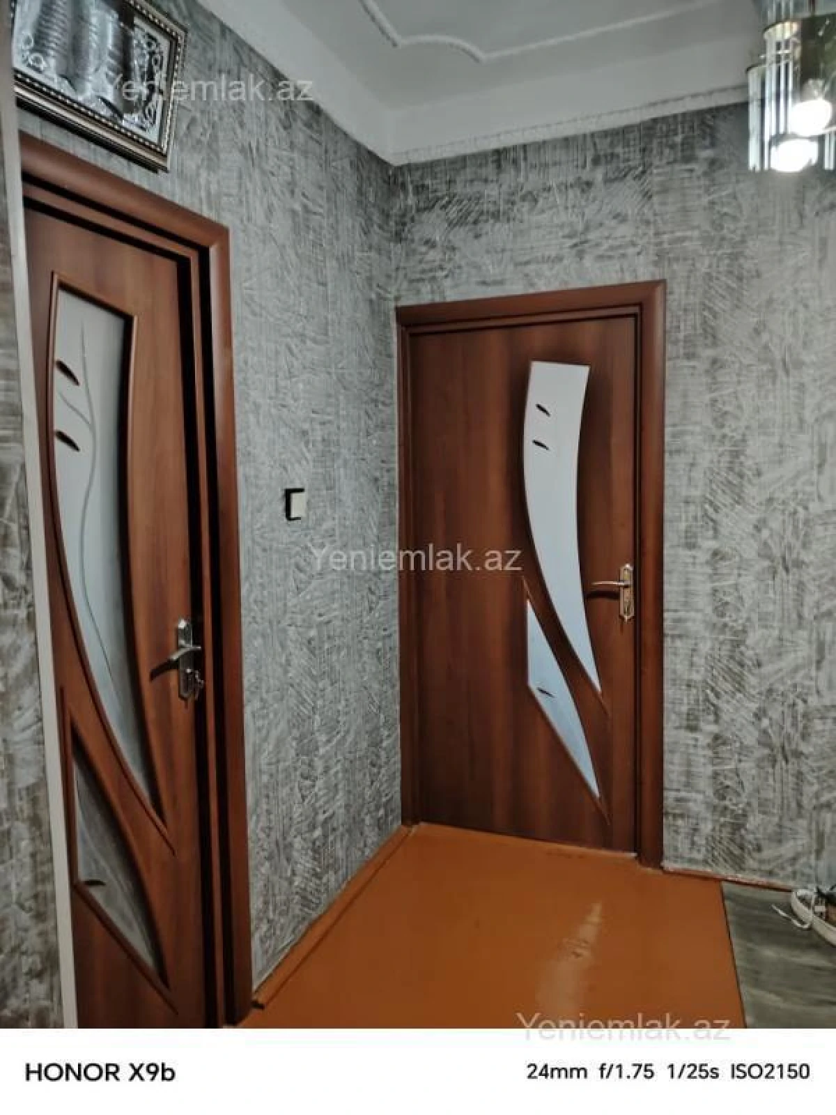Satılır 4 otaqlı köhnə tikili 90 m²