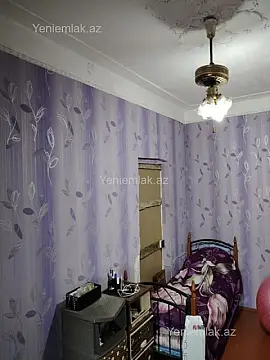 Satılır 4 otaqlı köhnə tikili 90 m²