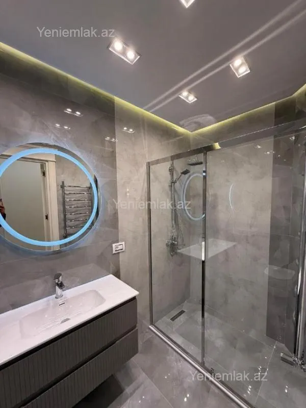 Satılır 4 otaqlı yeni tikili 190 m²