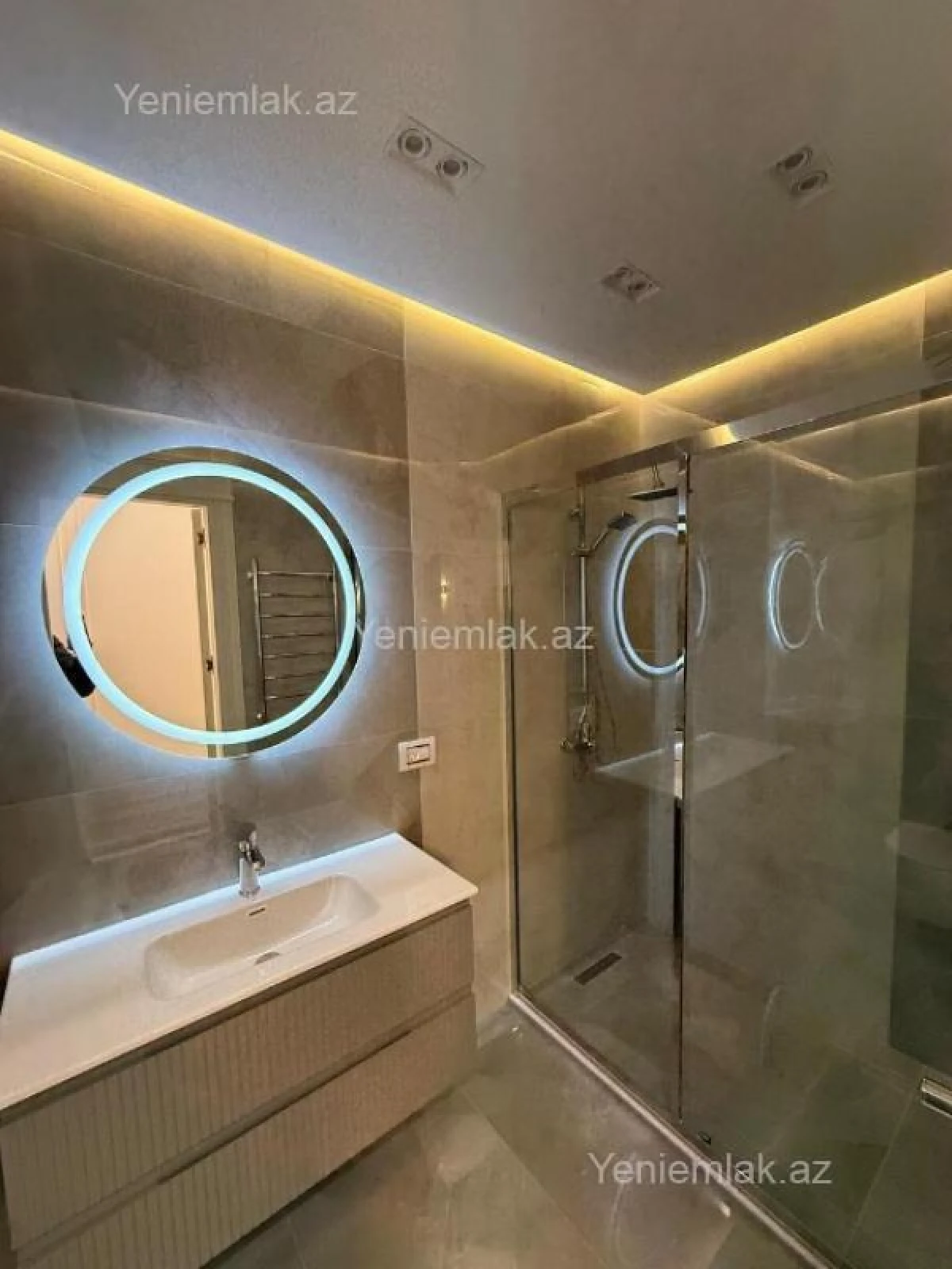 Satılır 4 otaqlı yeni tikili 190 m²