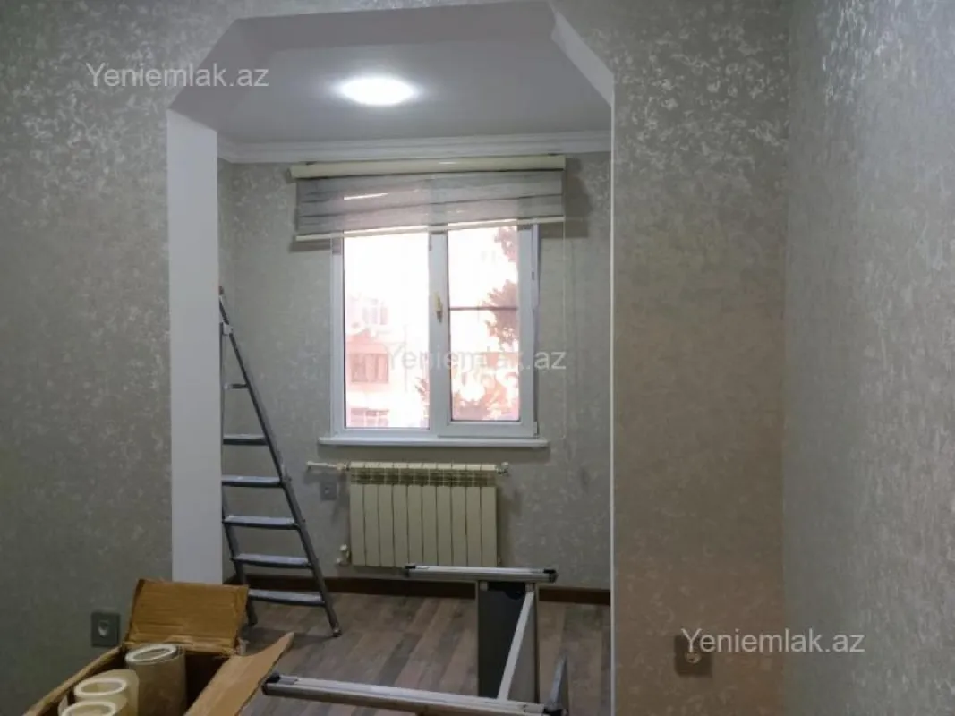 Satılır 3 otaqlı köhnə tikili 70 m²