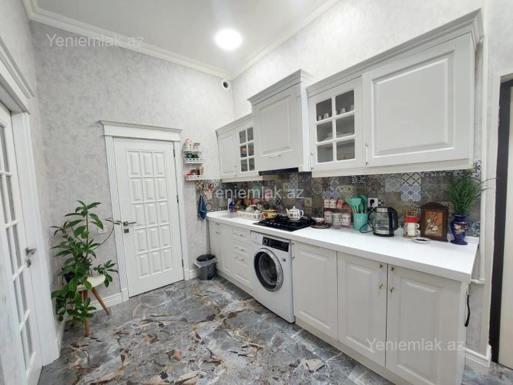 Satılır 3 otaqlı yeni tikili 117 m²