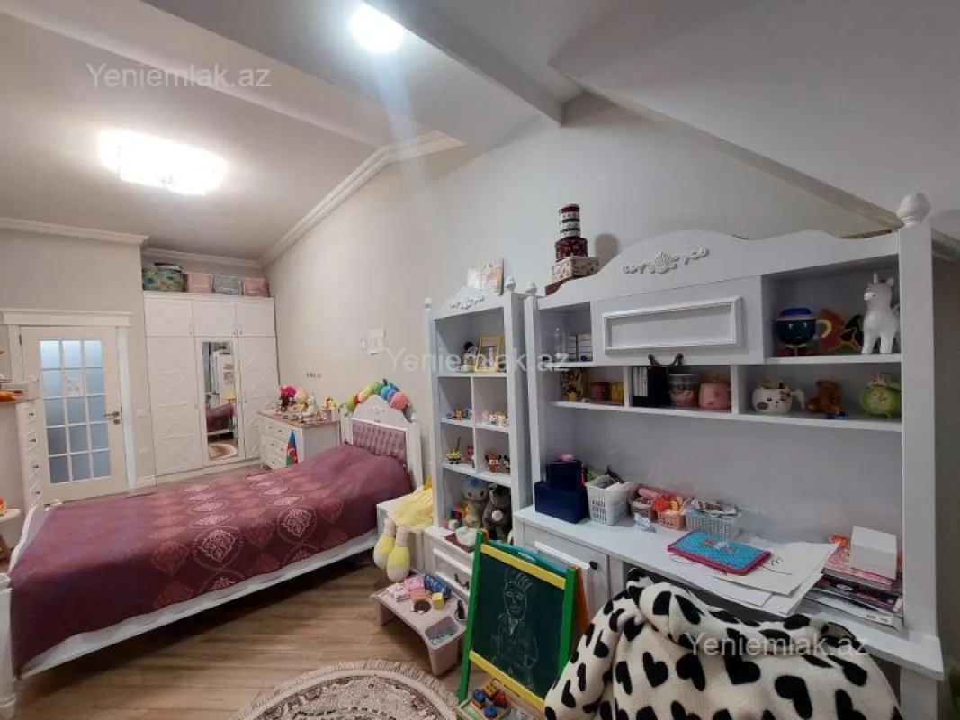 Satılır 3 otaqlı yeni tikili 117 m²