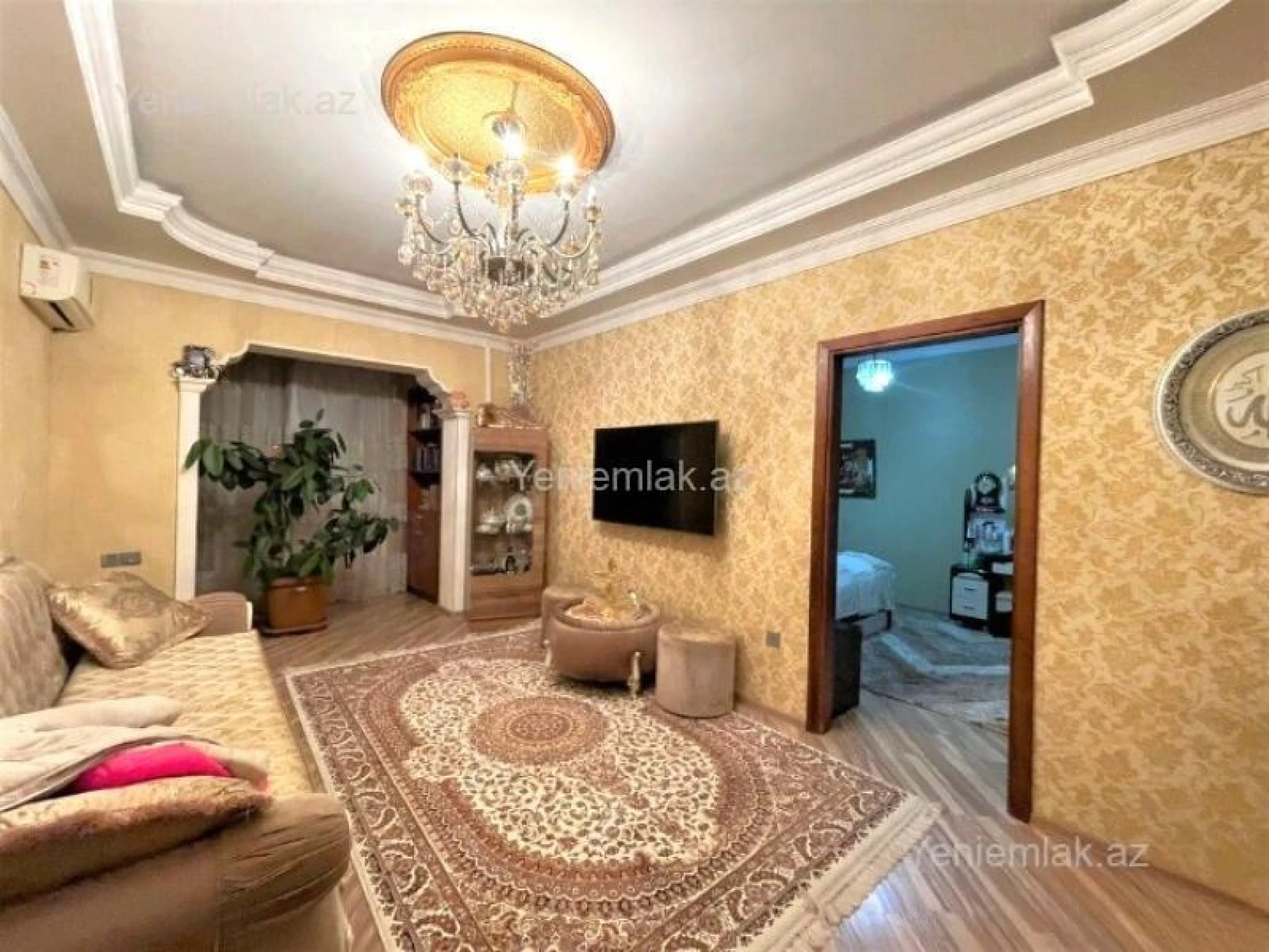Satılır 5 otaqlı köhnə tikili 120 m²
