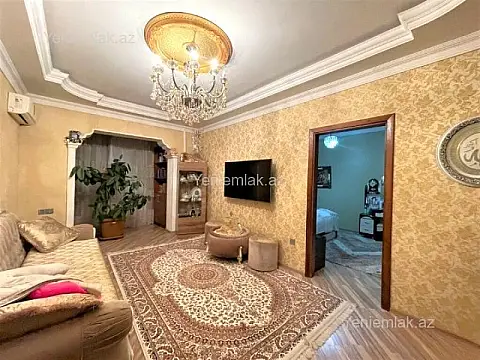 Satılır 5 otaqlı köhnə tikili 120 m²