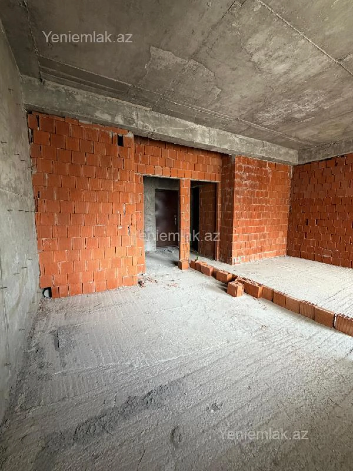 Satılır 2 otaqlı yeni tikili 80.4 m²