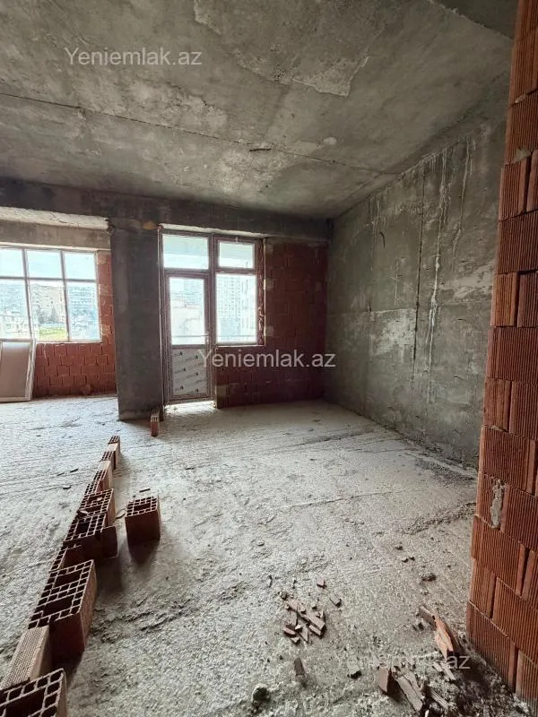 Satılır 2 otaqlı yeni tikili 80.4 m²