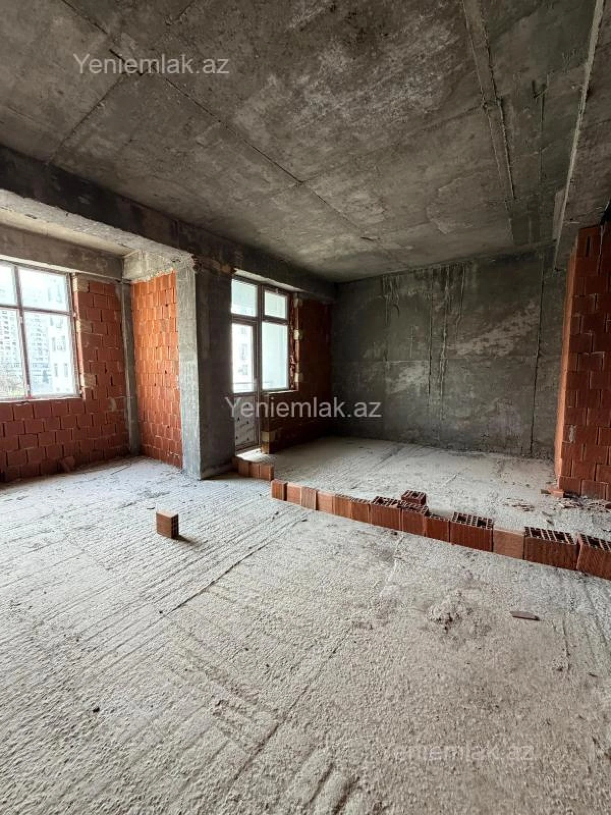 Satılır 2 otaqlı yeni tikili 80.4 m²