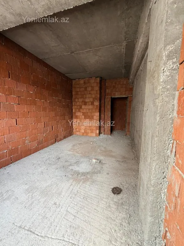 Satılır 2 otaqlı yeni tikili 80.4 m²