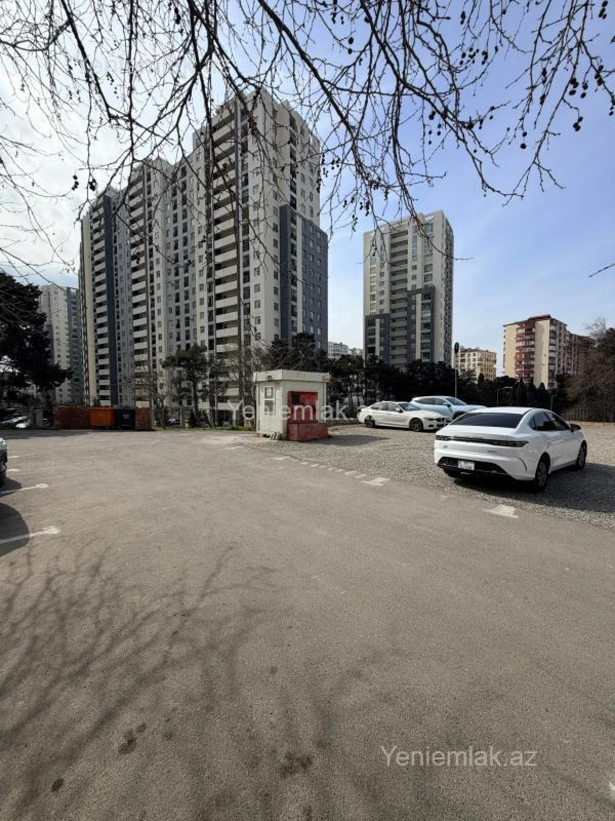 Satılır 2 otaqlı yeni tikili 80.4 m²