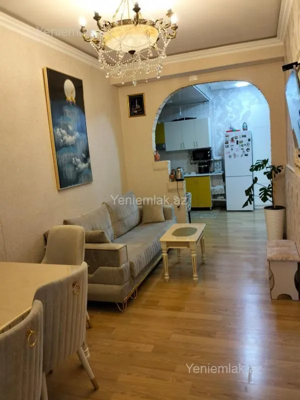 Satılır 3 otaqlı yeni tikili 70 m²