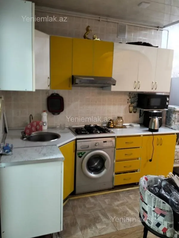 Satılır 3 otaqlı yeni tikili 70 m²