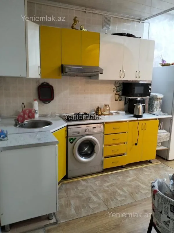 Satılır 3 otaqlı yeni tikili 70 m²