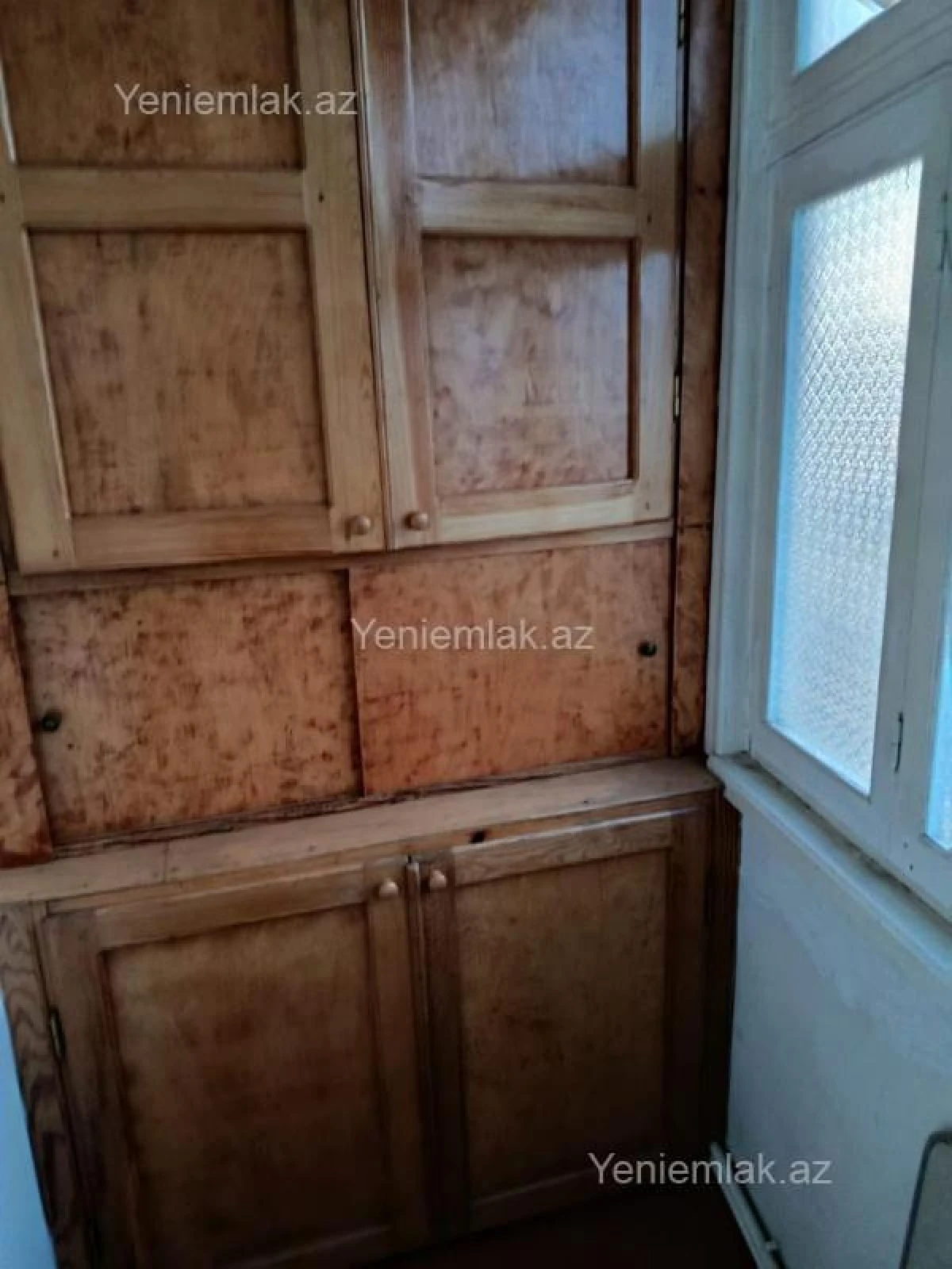 Satılır 4 otaqlı köhnə tikili 98 m²