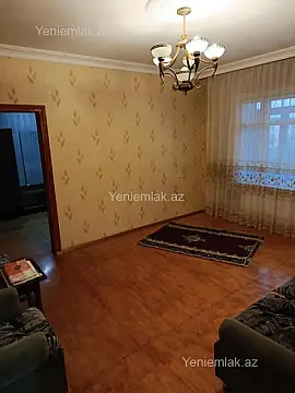 Satılır 4 otaqlı köhnə tikili 98 m²
