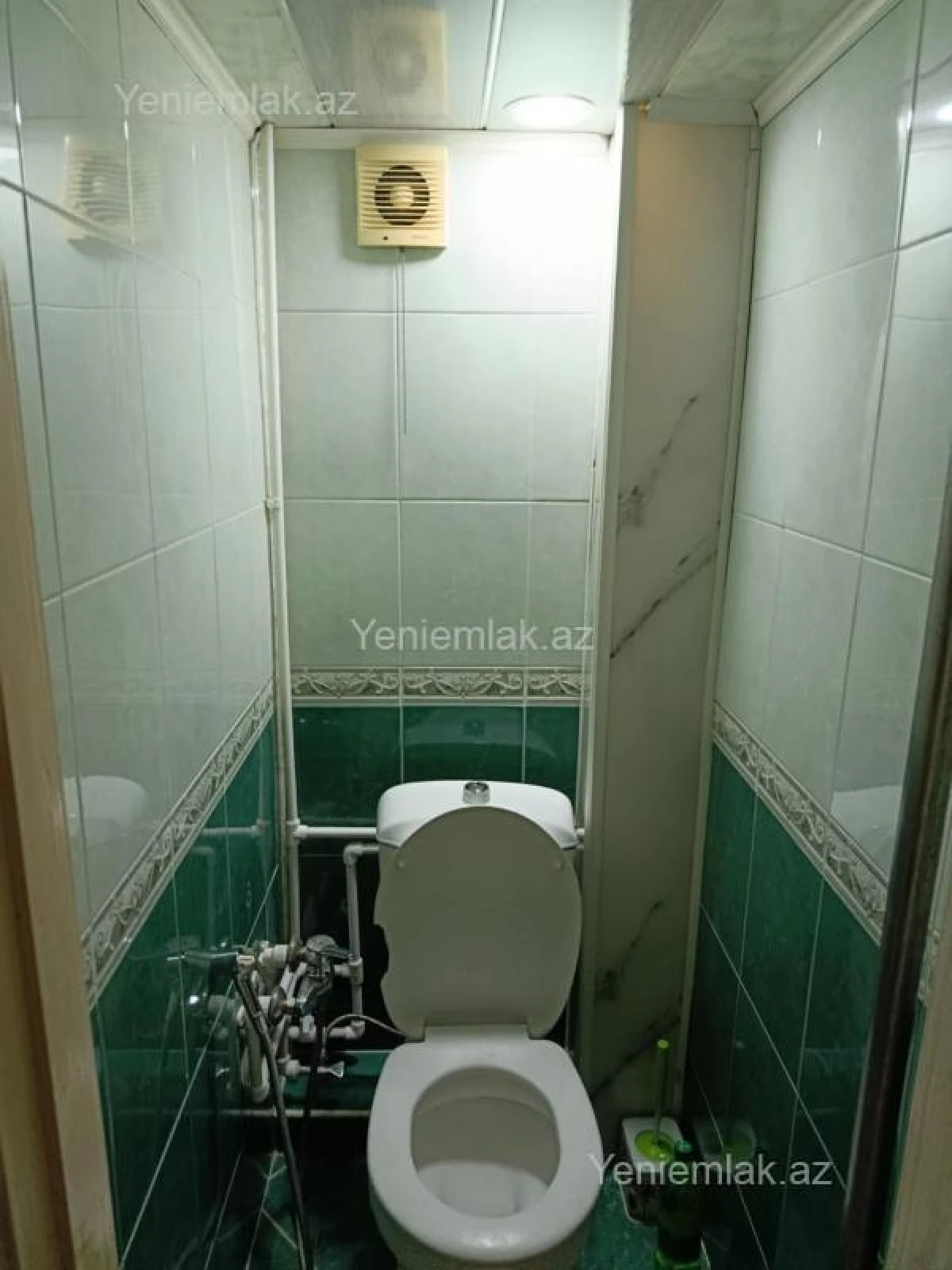 Satılır 4 otaqlı köhnə tikili 98 m²